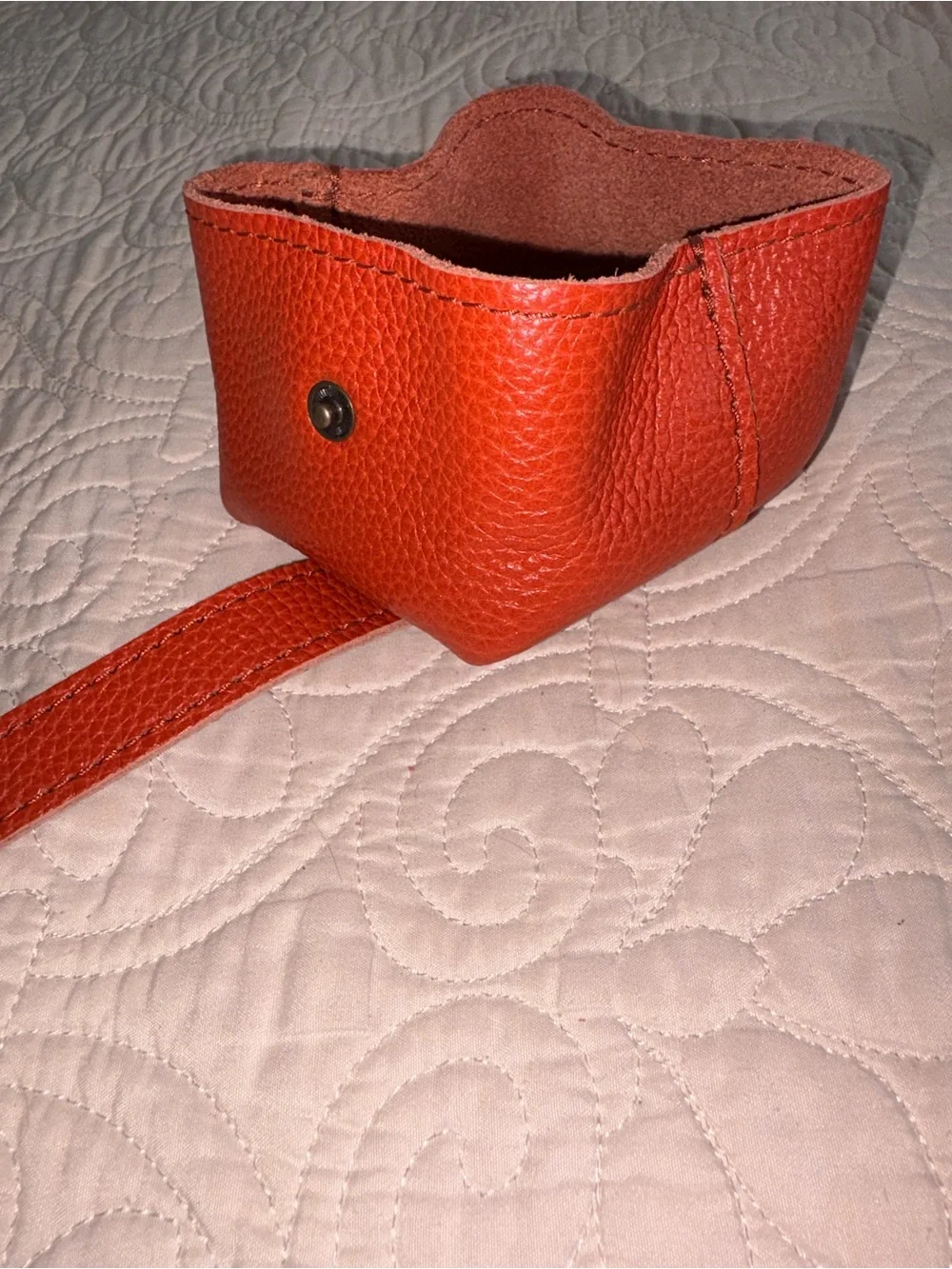 Portland Leather KOI howler pouch - Picture 2 of 6